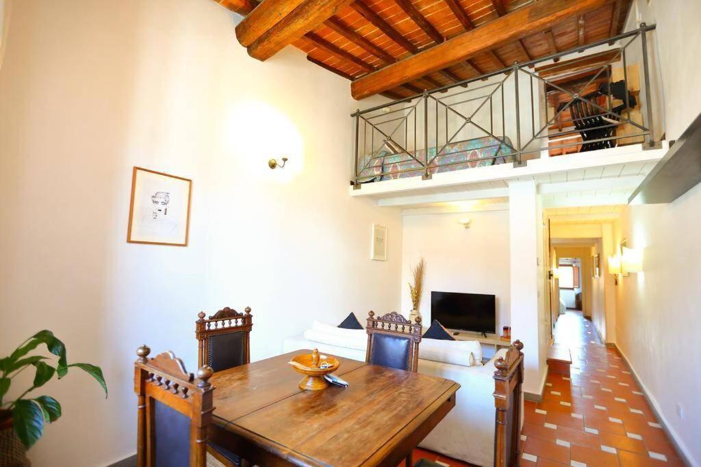 Santa Maria Novella Station Florentine Apartment Florens Exteriör bild